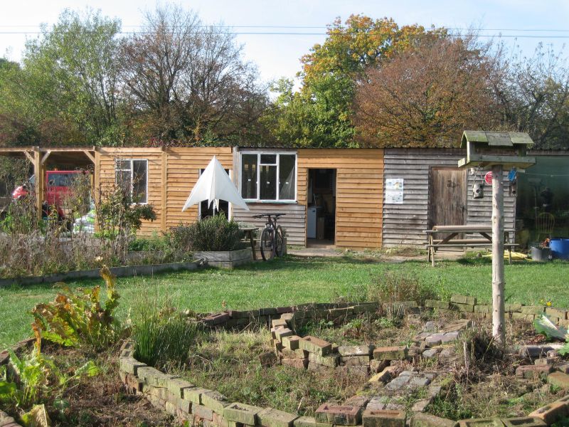 grow to grow garden cabin